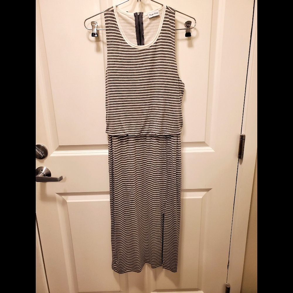 Brigitte Bailey Gray and White Stripe Midi Dress Size Small
